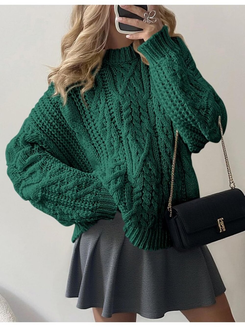 Women's Green Cozy Long Sleeve Loose Fitting Classic Crew Neck Fall Sweaters - Picture 4 of 6